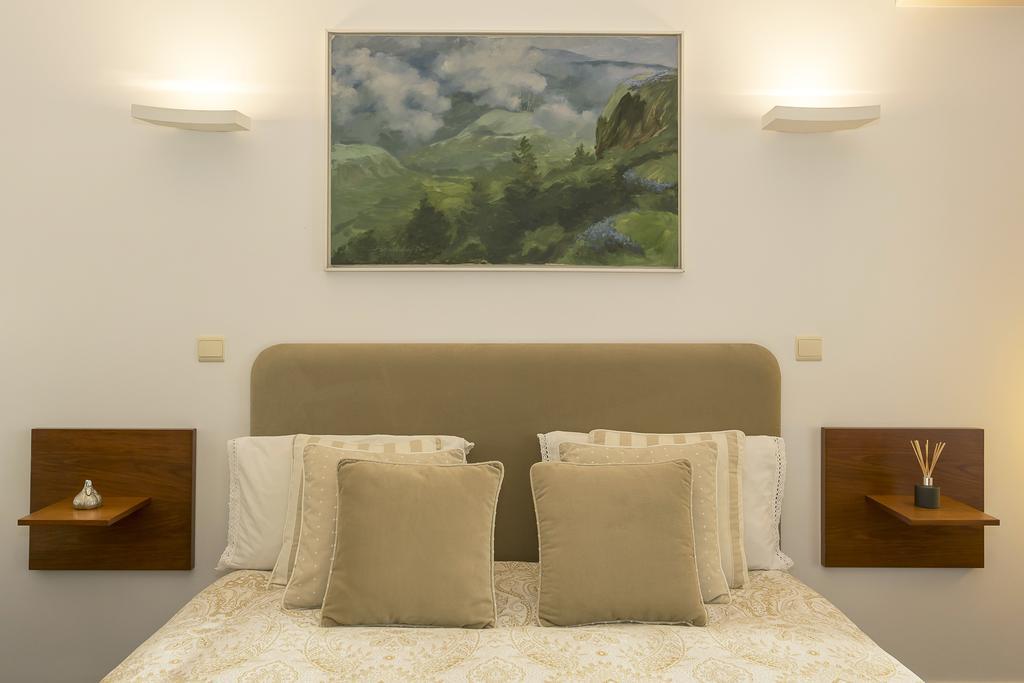 Homestay 43 House Azores *